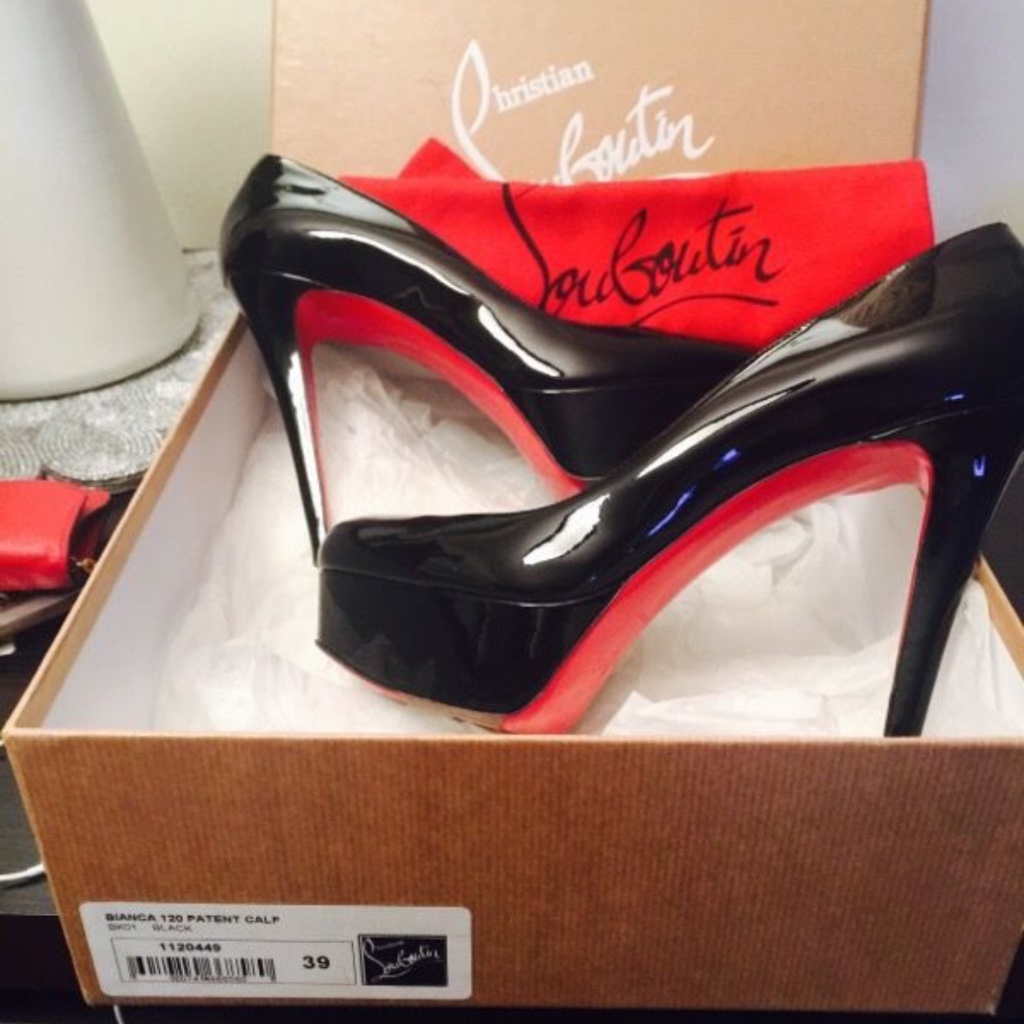 Brand New Christian Louboutin Bianca Size 39